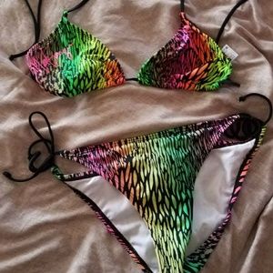 Baithing suit